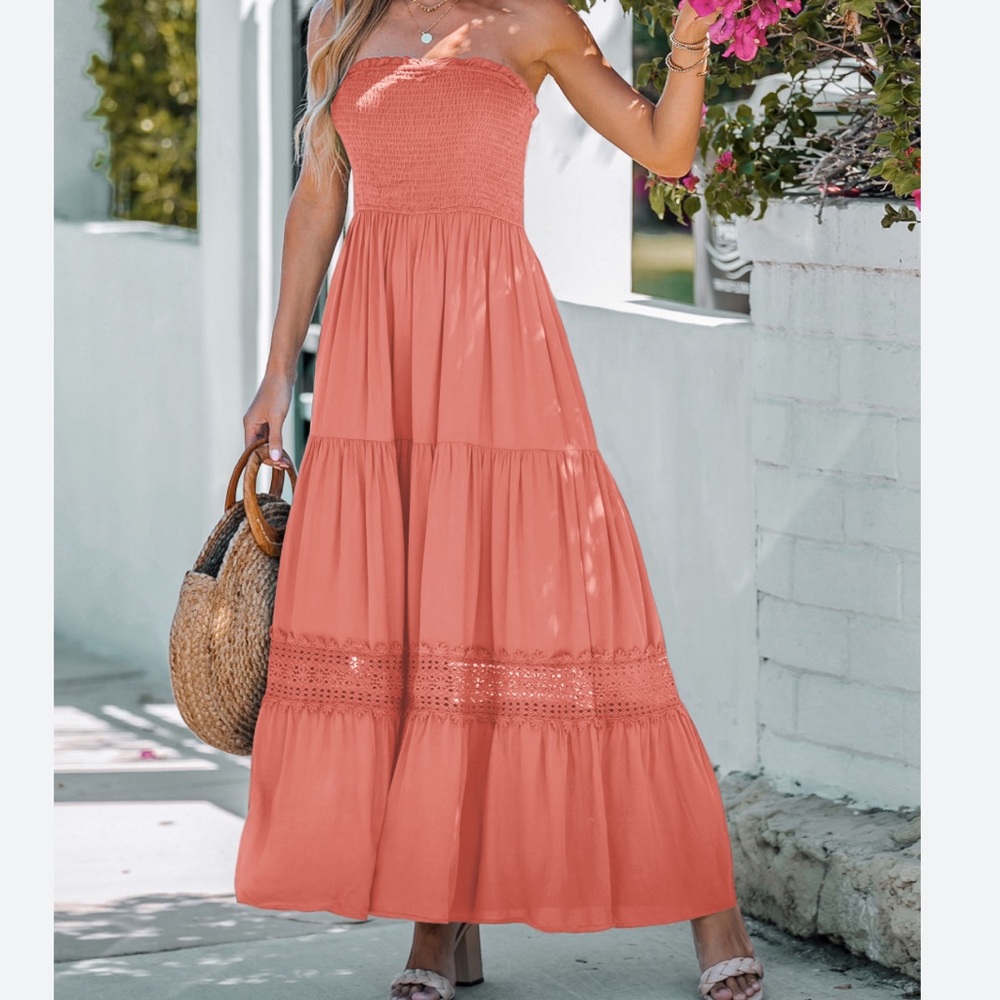 CUPSHE Strapless Smocked Maxi Dress - Coral